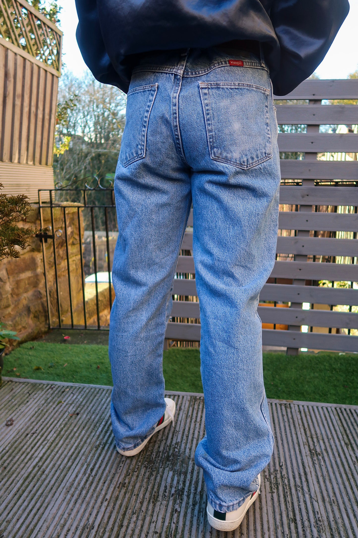 Wrangler Mid Blue Wash Jeans